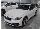 Foto BMW 330iA Sport Line 18 blanco 4 Puertas Transmisión Automática 91 Mil Kilómetros $399 Mil Pesos\ 81-3146-90-90. 